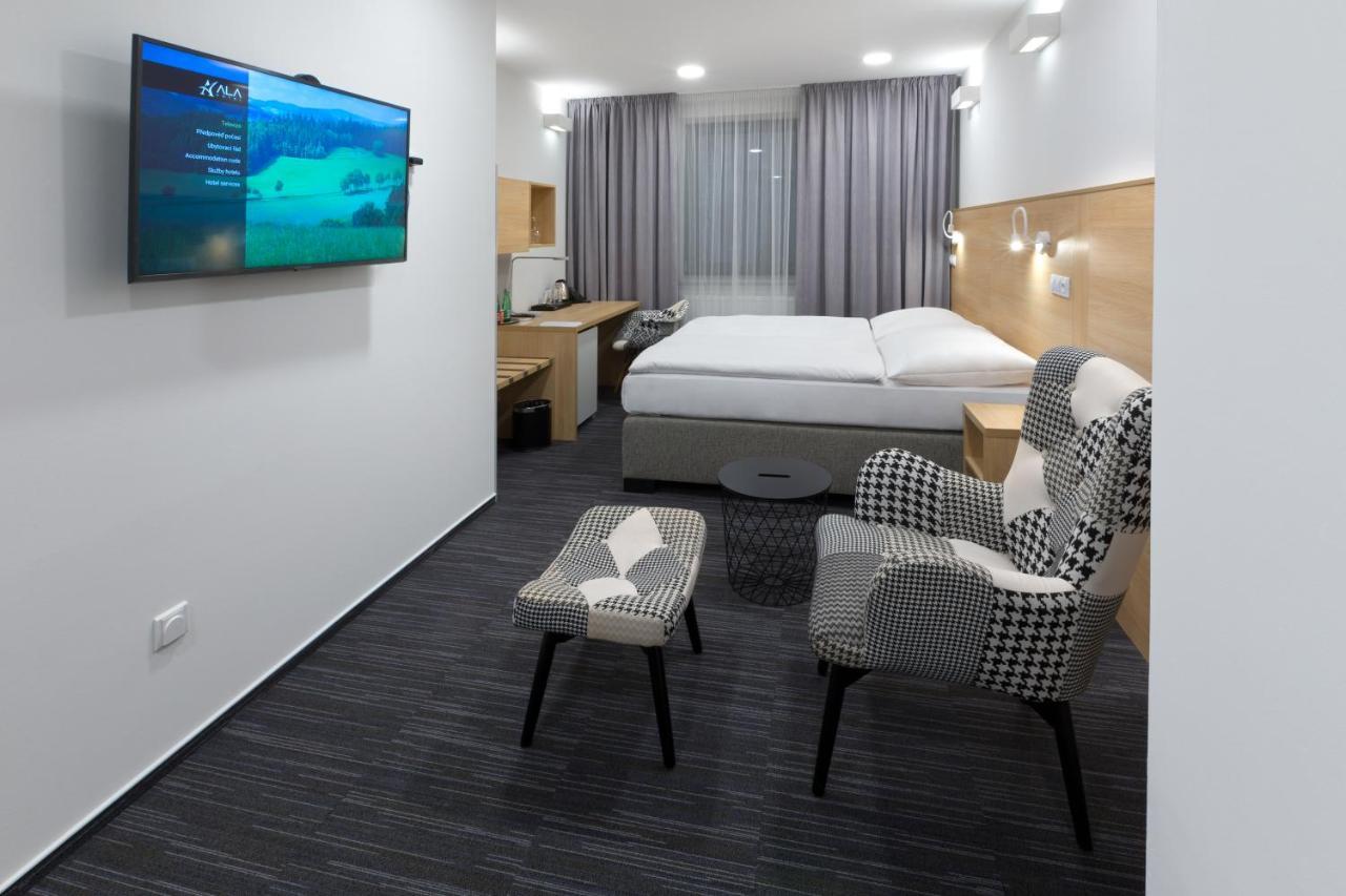 Ala hotel Bystrice nad Pernstejnem Kültér fotó
